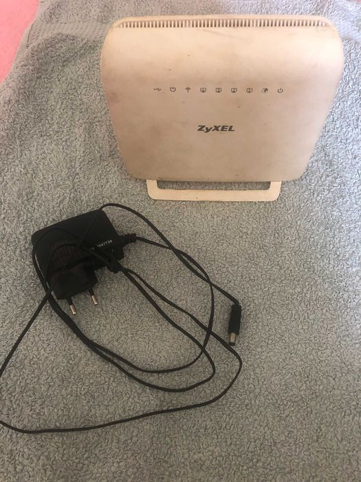 Продам ADSL роутер ZyXel.