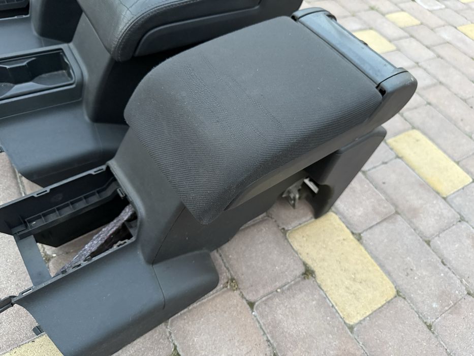 Підлокітник Opel Vectra C Signum