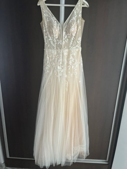 Suknia ślubna model