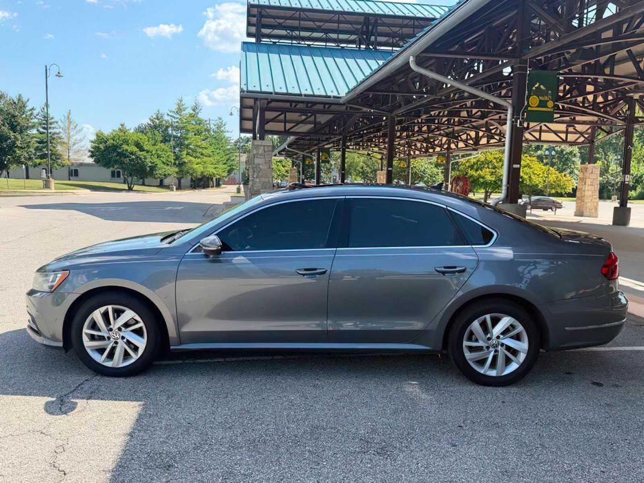 Volkswagen Passat      2018
