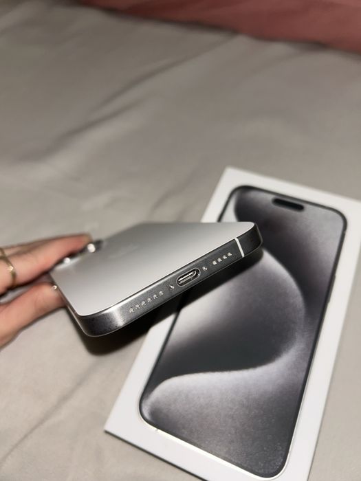 iPhone 15 Pro Max