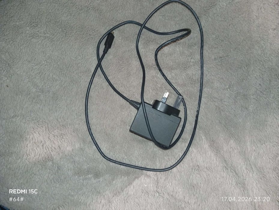 Приставка nintendo switch OLED 64 гігабайти в пам'яті