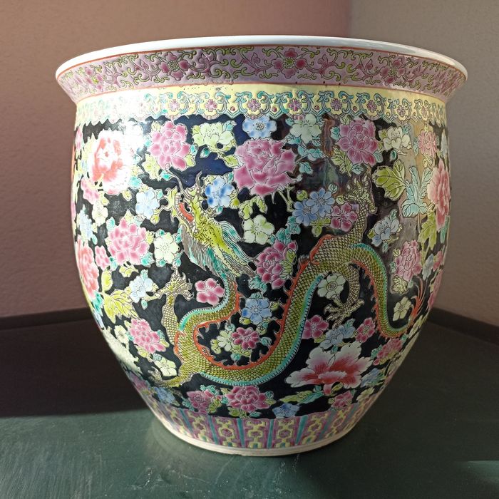 Cachepot Aquário oriental com suporte em madeira