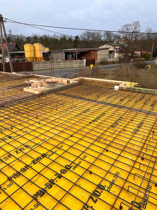 Budowa domów, dowolny etap