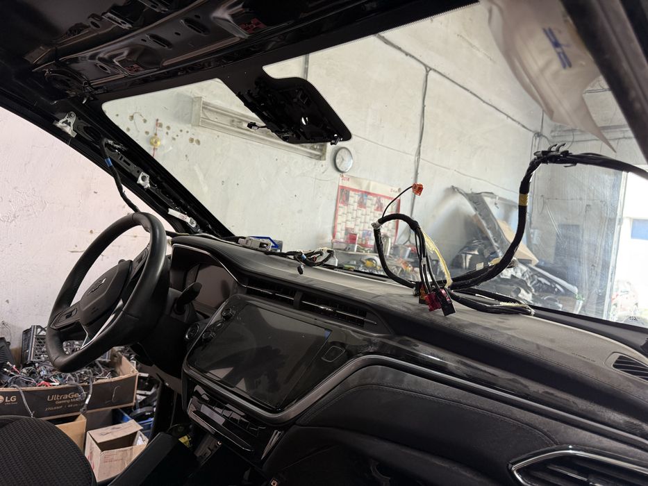 Chevrolet Bolt EUV Вітрове Лобове скло Лобовое стекло оригінал РОЗБОРК