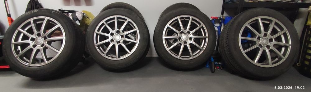 Felgi z oponami 5x115 R17