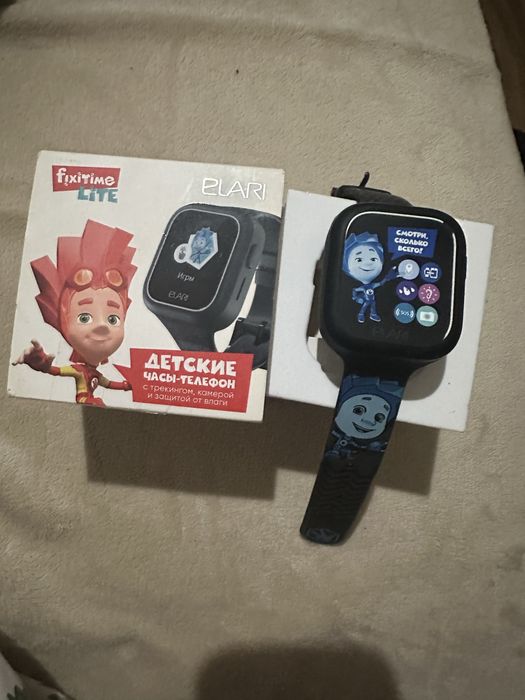 Детские часы телефон Elari