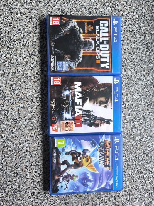 Call of duty black ops 3/Mafia 3/Ratchet and clank PlayStation 4