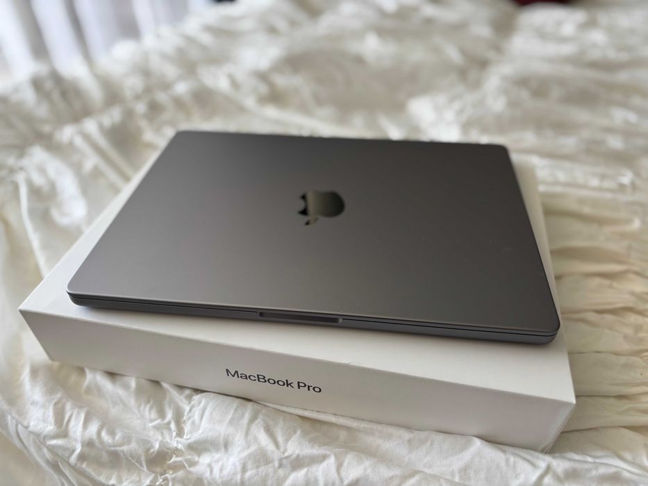 Macbook pro M1 16GB 14インチ 512GB 96% Apple MacBook Pro 14 1Tb 2021 (M1 Pro) Space Gray (MKGQ3)