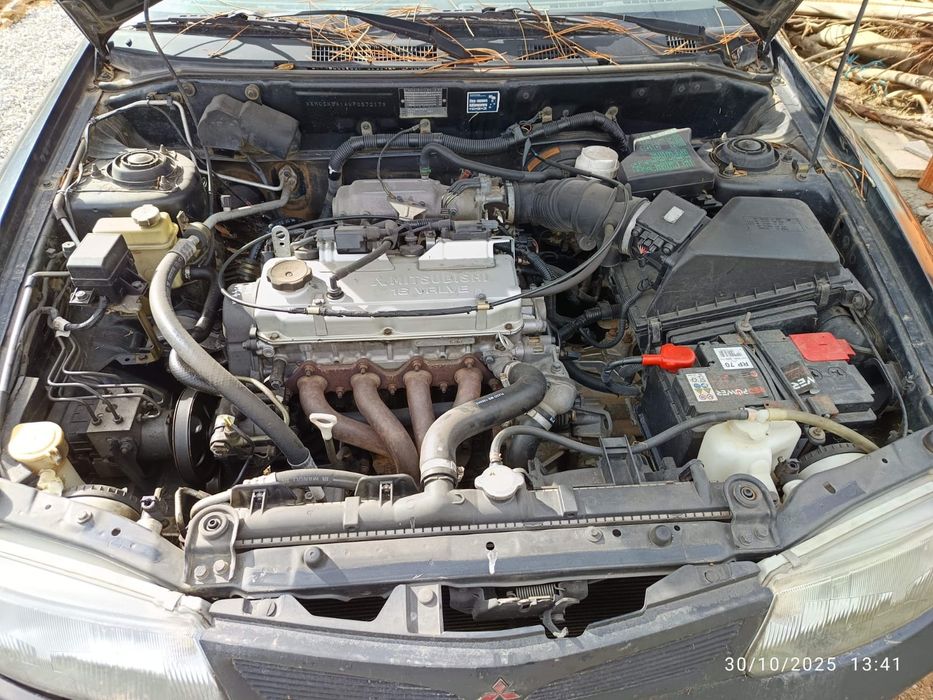 Mitsubishi Carisma 1.6 GLX