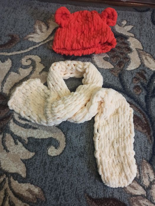 Ручна робота шарф і шапка