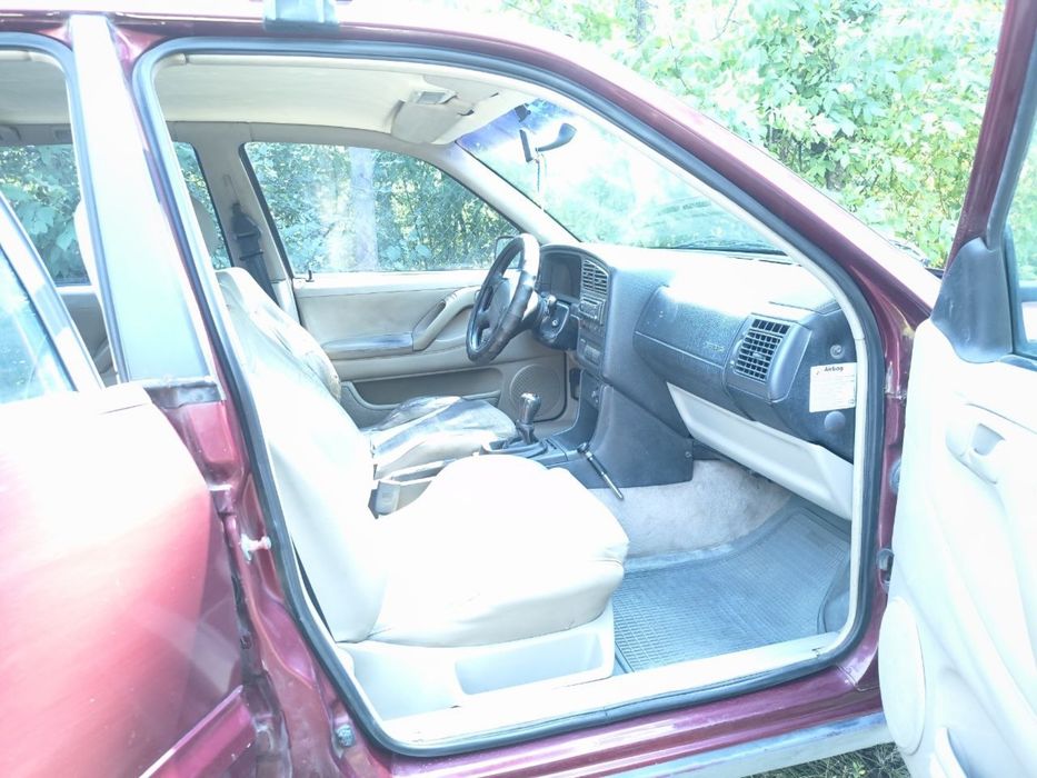 Volkswagen b4 1996