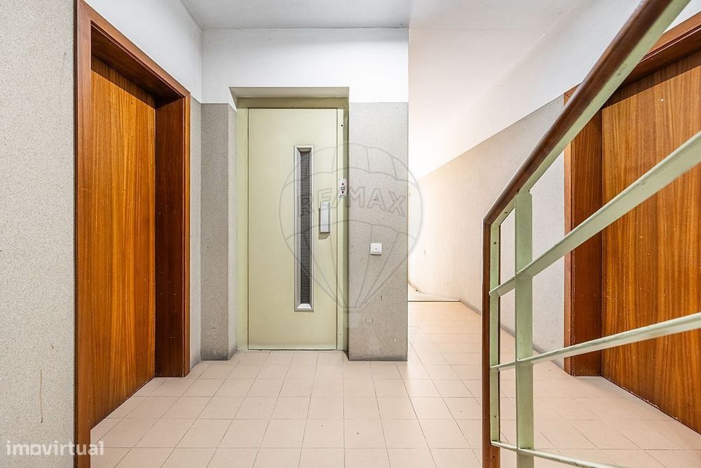 Apartamento T2 para venda em Creixomil