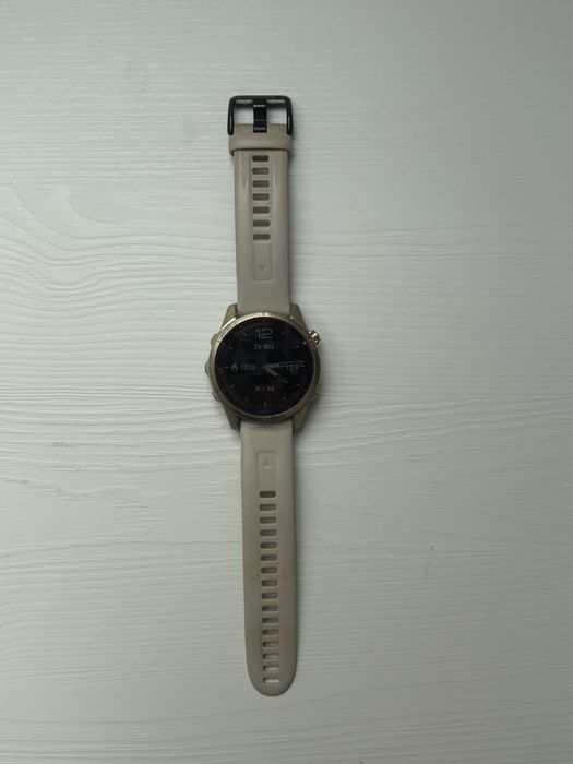 Garmin Fenix 7S Sapphire Solar Titanium – z ładowarką