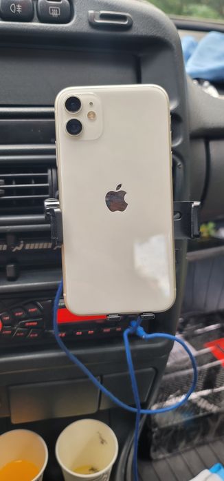 Телефон iphone 11, 64