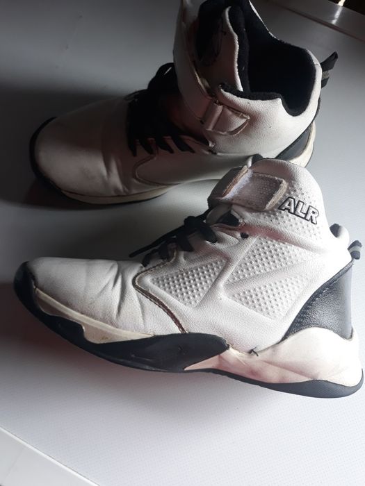 Ботіночки на хлопчика.