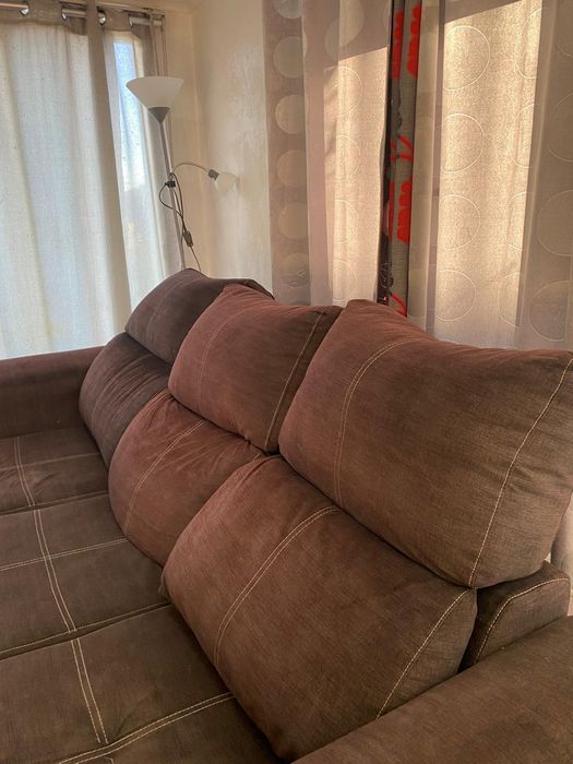 Sofá Retrátil Confortável