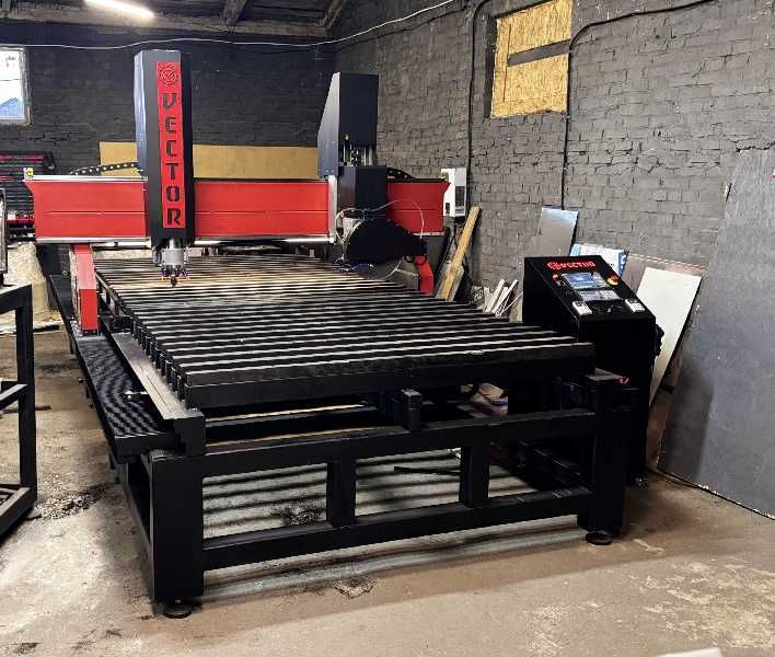 Фрезерно-пильний верстат з ЧПУ по каменю 3400х1600 мм