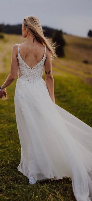 Suknia ślubna EVA HUDY-Model OSTIN