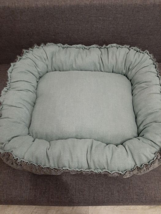 Лежанка для собаки