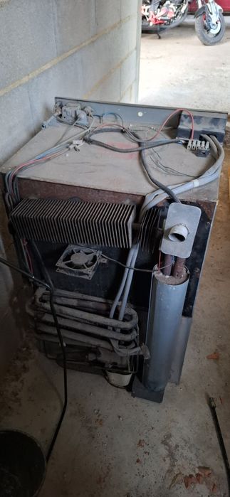 Frigorífico trivalente 12v/220 e gás
