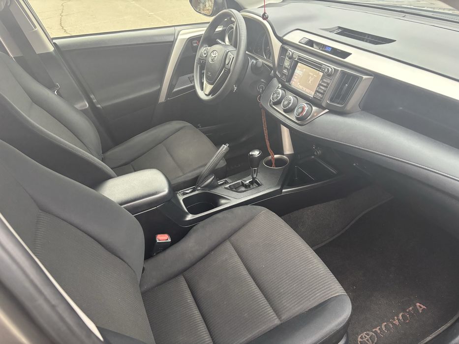 Toyota Rav 4 2015