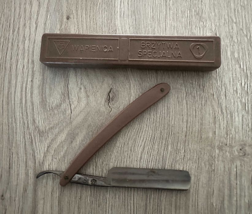 Stara zabytkowa brzytwa  do golenia  Wapienica