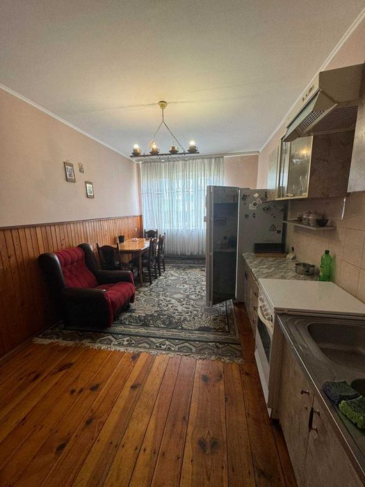 Житловий будинок та земельна ділянка 10,4 сот., с. Великий Дорошів