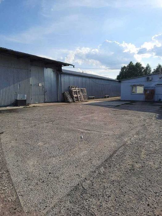 Продажа складских помещений (1100 кв.м., 2400 кв.м.)