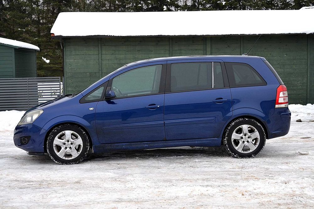 Opel - Zafira II 1.7 cm DieseI 2009 r , 7 -mio osobowy  , okazja !