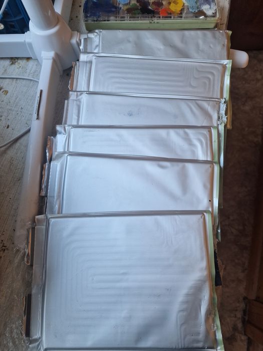 Ячейки батареи электромобиля