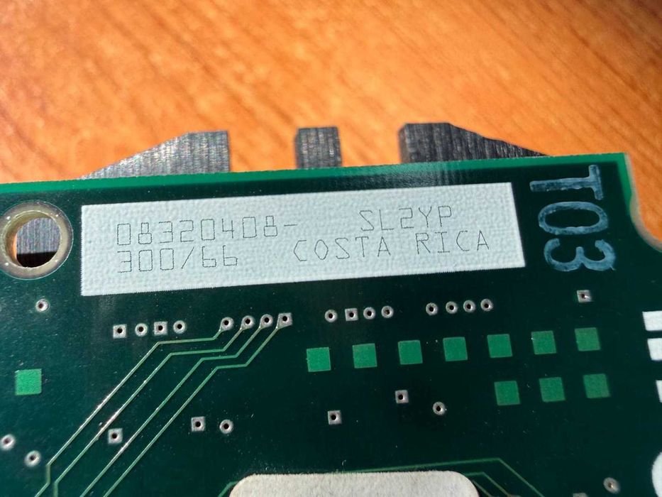 Processador Intel Celeron 300 MHz Slot 1 (SL2YP) - testado, chega aos 450 MHz