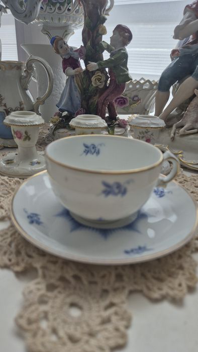 KPM filiżanka ze spodkiem porcelana