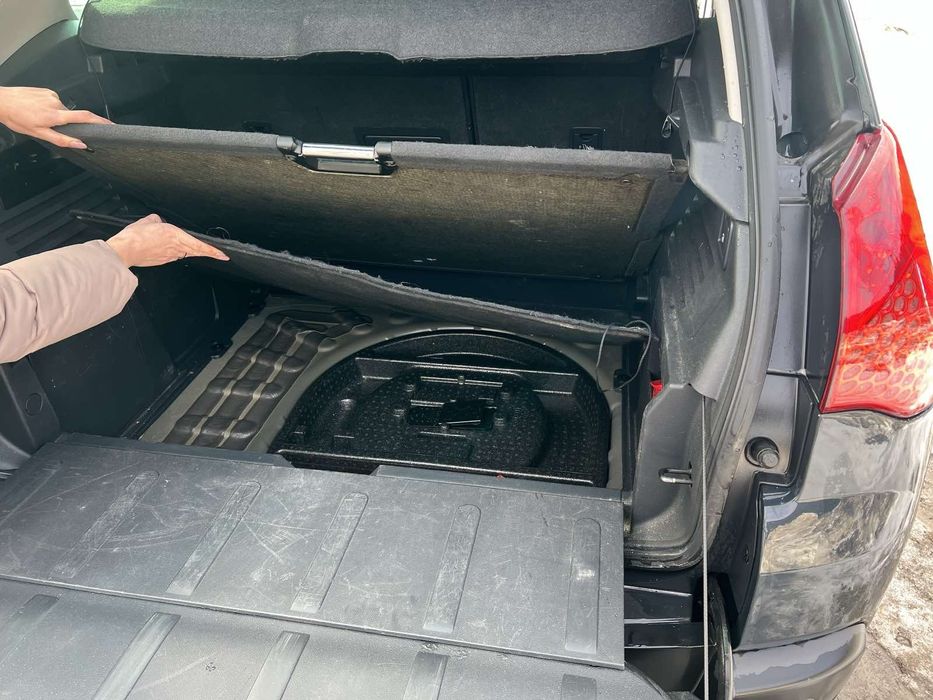 ПЕЖО 3008   1,6 ДИЗЕЛЬ  2010 р.в.