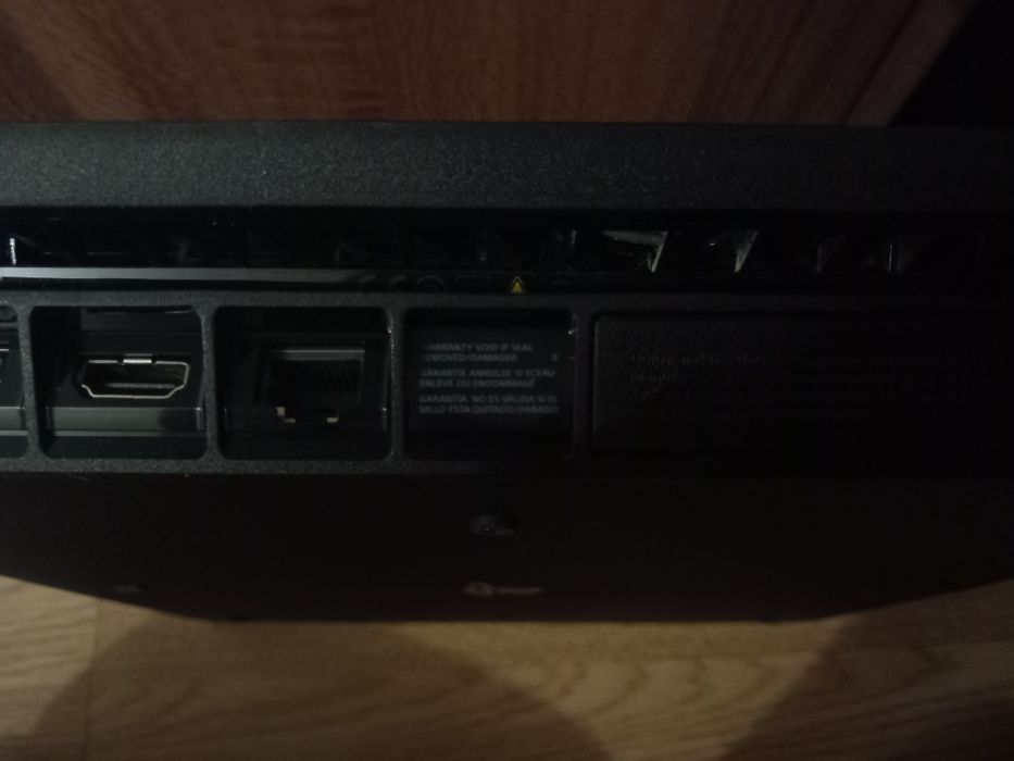 “PS4 Slim 1TB + 2 DualShock 4 — отличное состояние, оригинал”