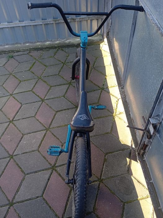 bmx  трюковий велосипед