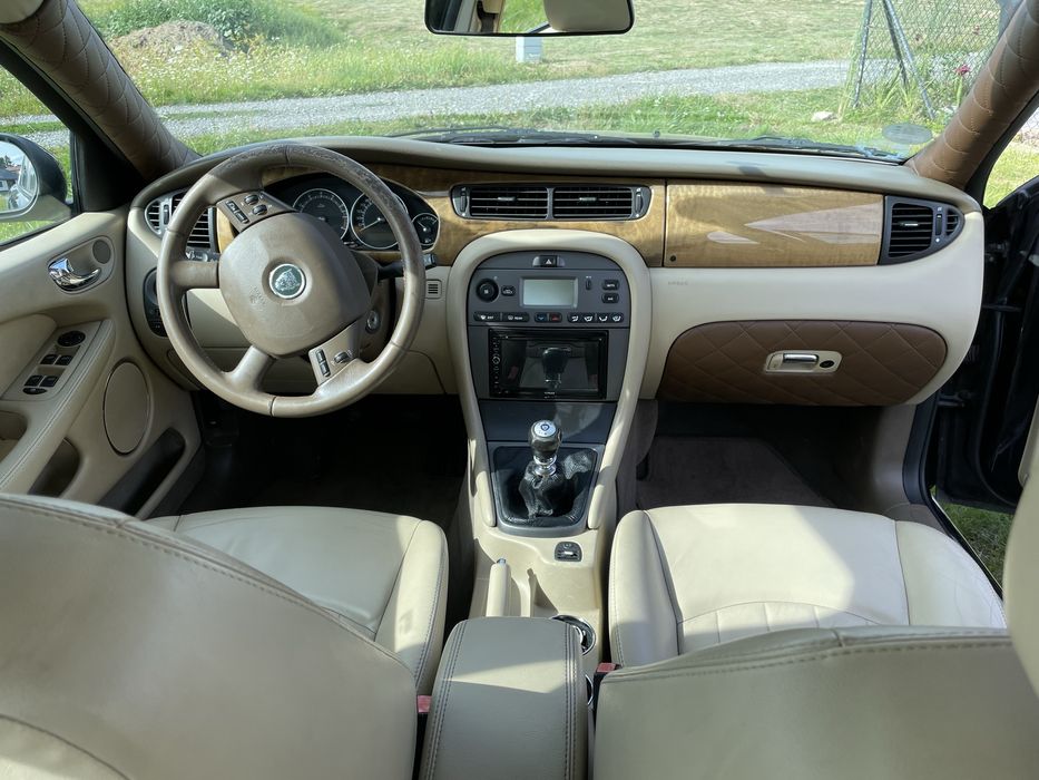 Sprzedam Ładnego Jaguara 2,5 4x4 z pazurem