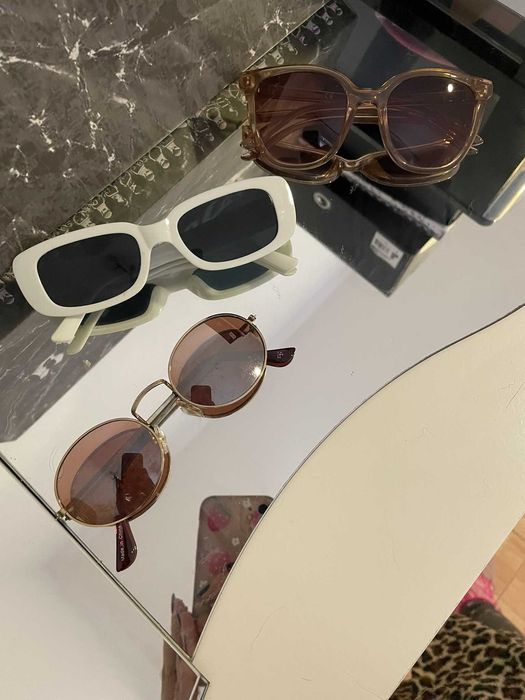 Oculos de sol variados