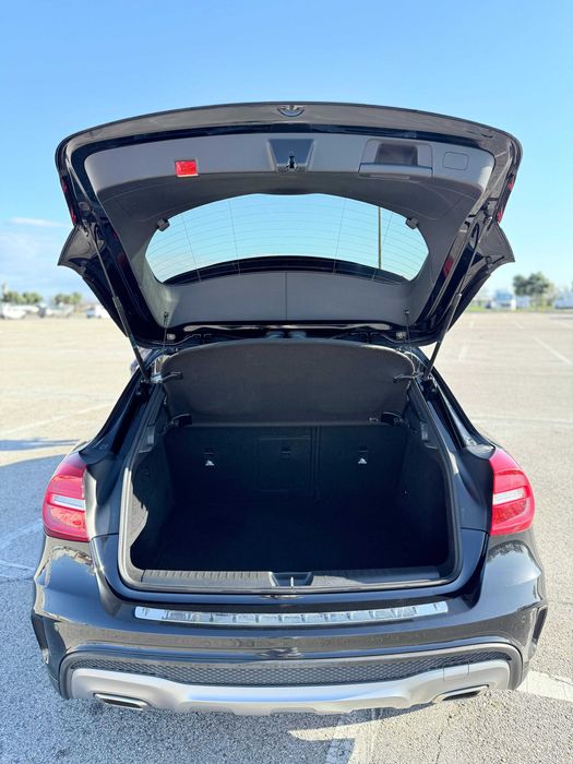 Mercedes-Benz GLA 200 — fotografia 11