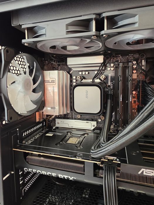 PC Gamer Ryzen 5 9600x RTX5070 64GB RAM DDR5 com GARANTIA