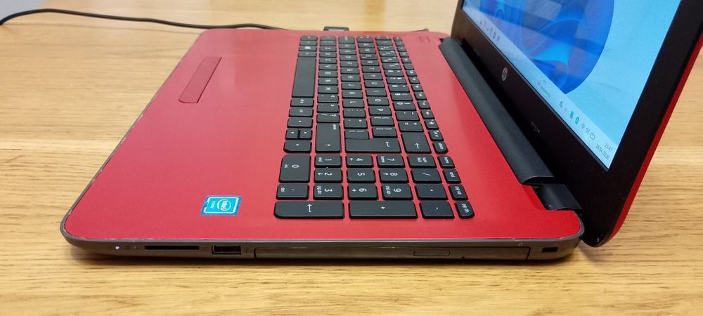 Laptop HP 250 G4 i3 5th SSD Win11 gwarancja.