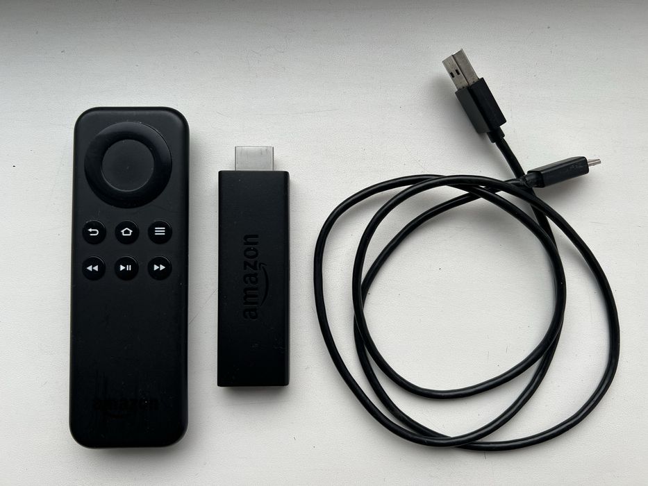 ТВ-приставка Amazon Fire TV Stick 1-го покоління W87CUN (2014)