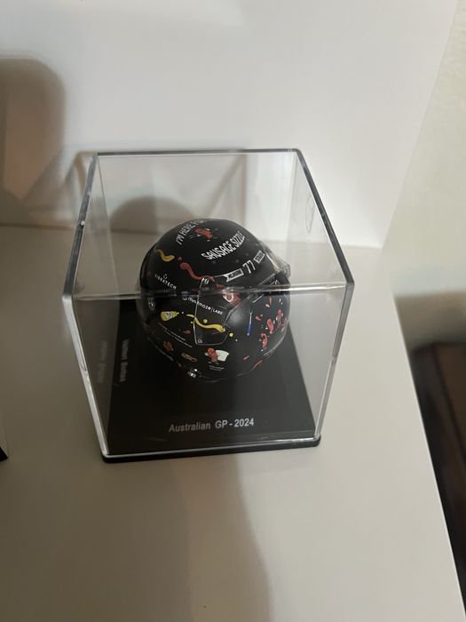 Capacete Valteri Bottas