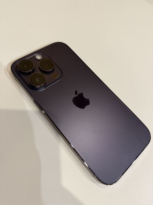 Iphon 14 pro stan bardzo dobry