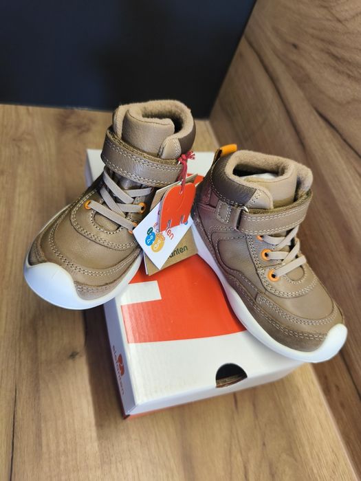 Nowe Elefanten Jackie r.24