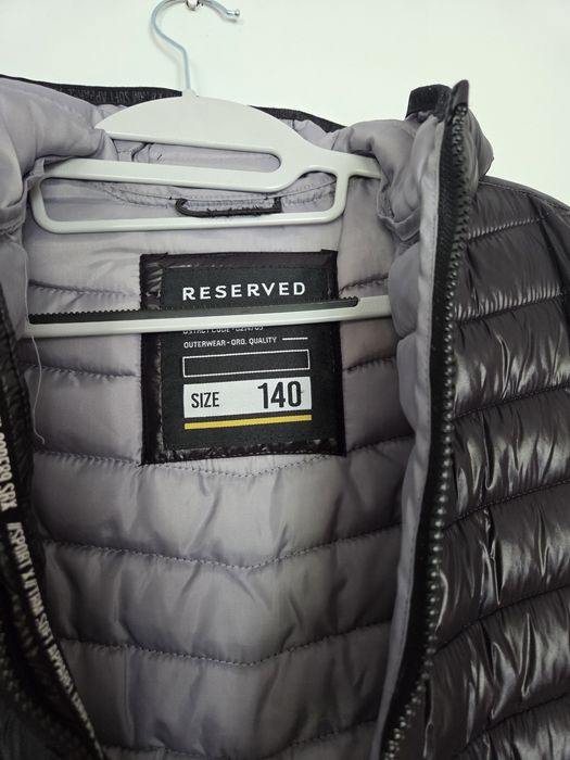 Kurtka Reserved.