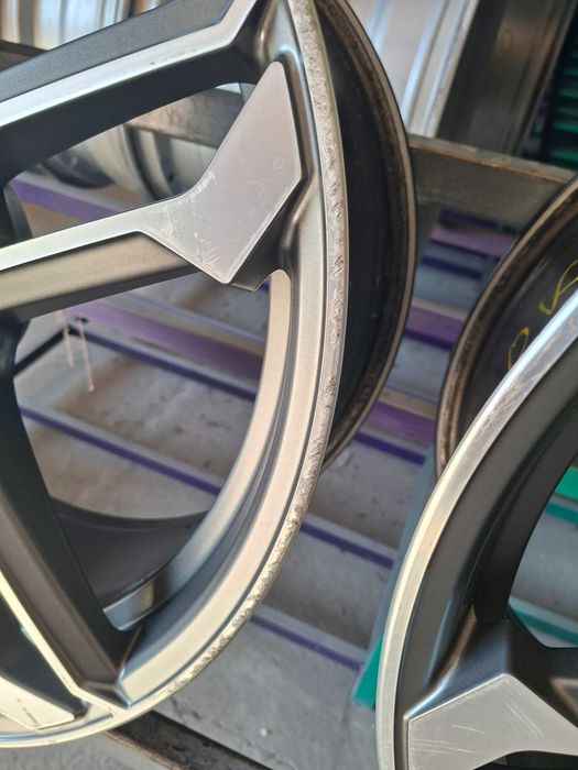 Різноширокі диски Borbet 5/112 R20 8,5J ET30  9,5J ET35.