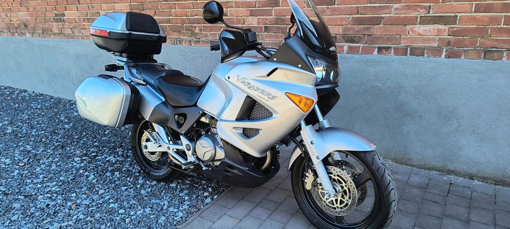HONDA VARADERO 1000 oryginał 3 kufry plus drugi czarny KODO motocykle raty transport