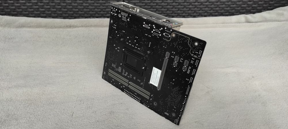 ASUS Prime H310M-K LGA1151 + Intel Core I3-8100 3,6Ghz + 8GB RAM.