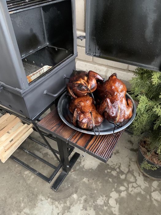 Мангал с коптильней